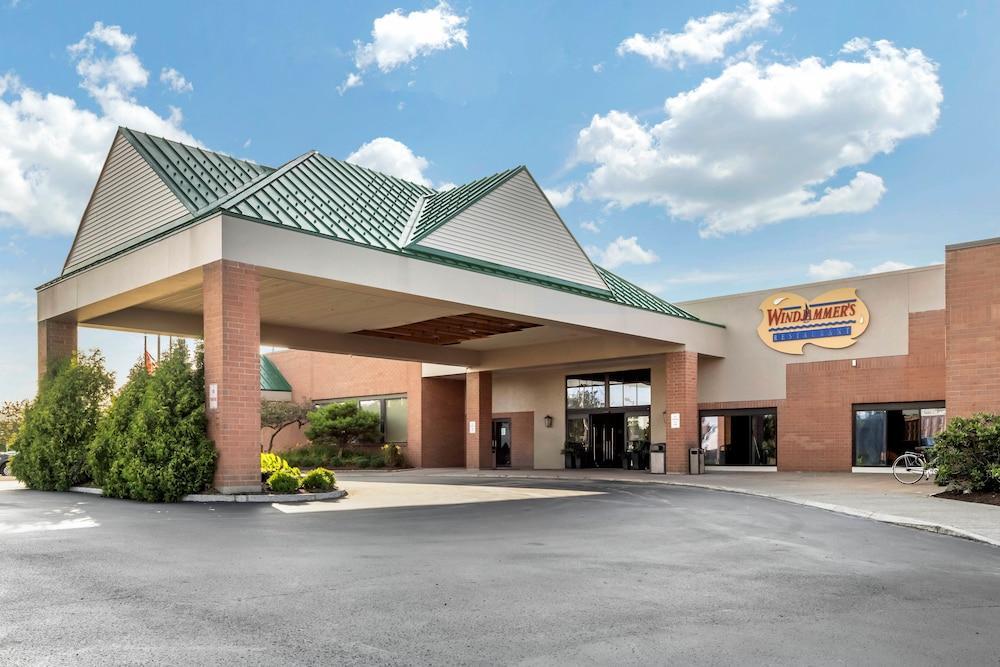 Clarion Hotel Conference Center On Lake Erie Dunkirk Exterior foto
